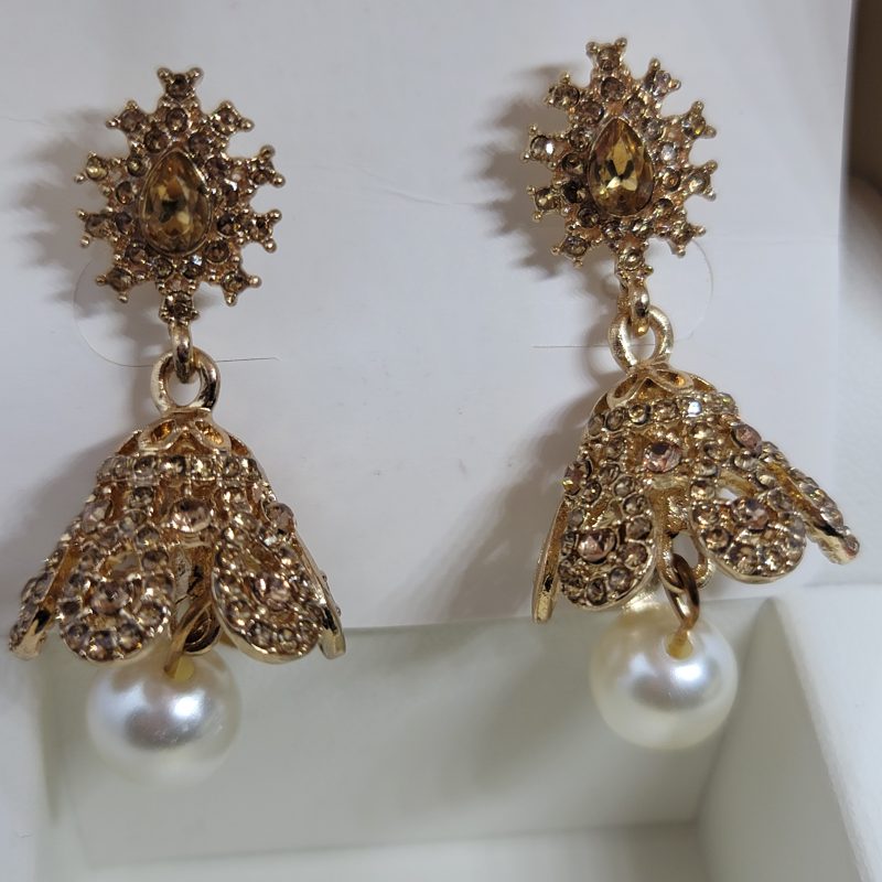 Champagne and Pearl Jhumka