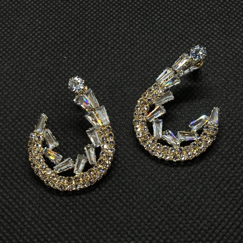 Classy Wave Earrings (Champagne)