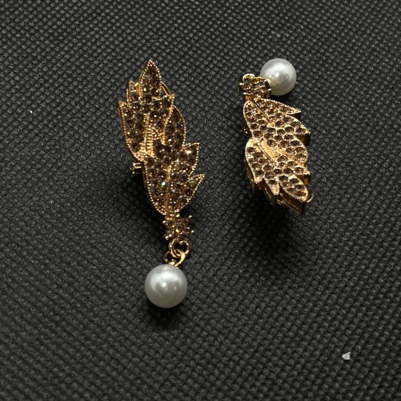 Rhinestone Leaf Drop Earrings (Champagne) - Image 3