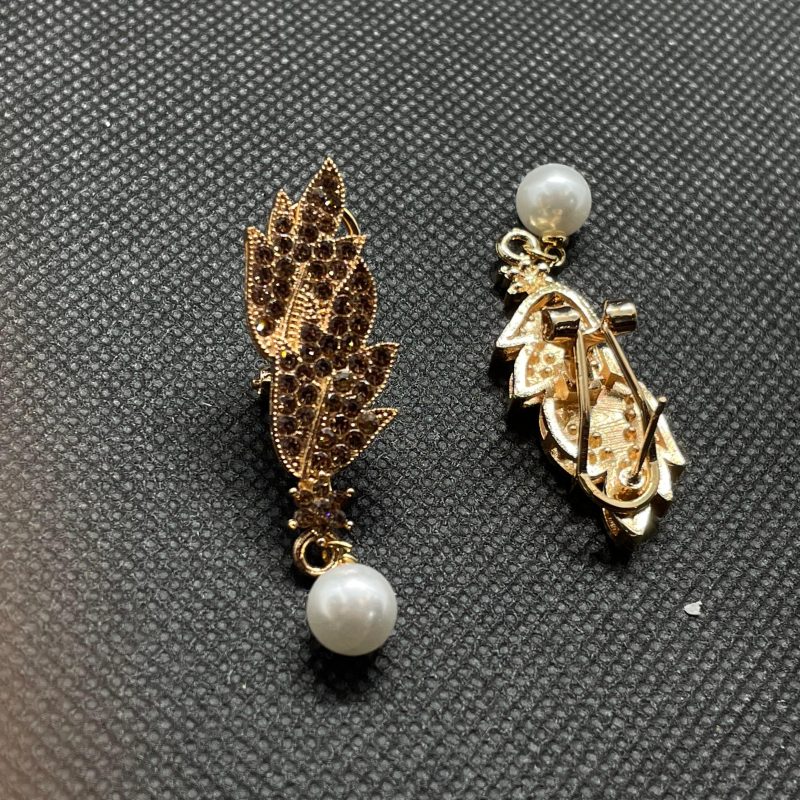 Rhinestone Leaf Drop Earrings (Champagne) - Image 2