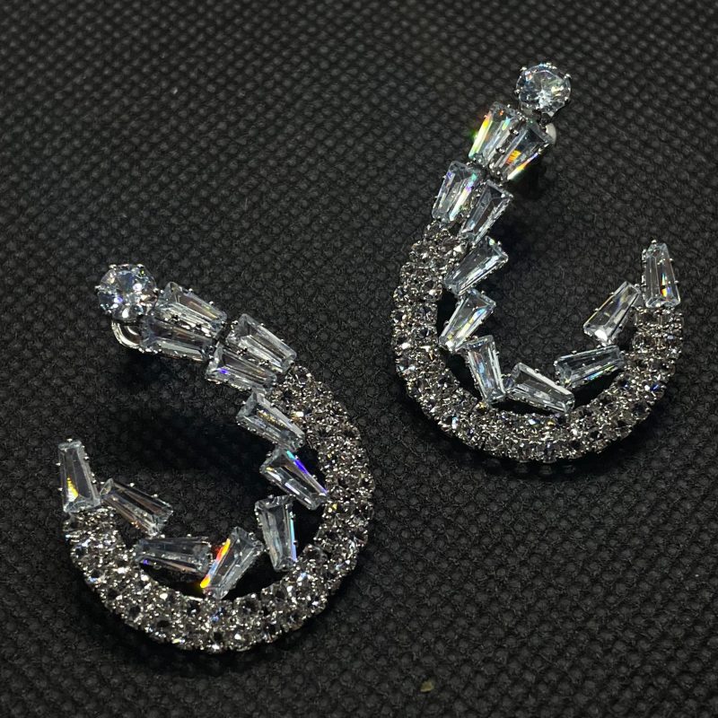 Classy Wave Earrings (Silver)