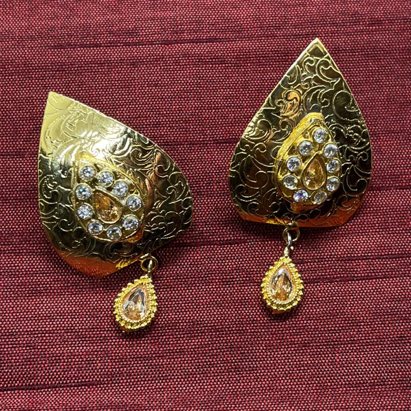 Gold Monstera Leaf Earrings in Champagne