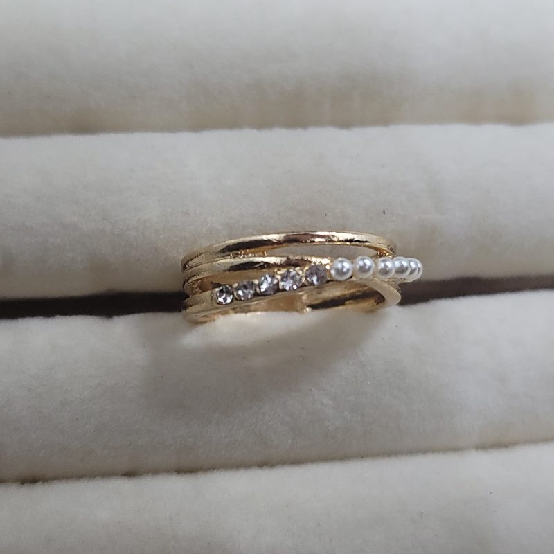 Golden Ring With Pearls and Stones - Image 2