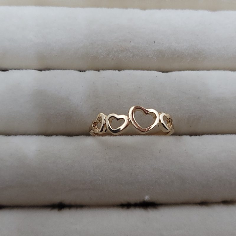 Golden Hearts Ring - Image 3