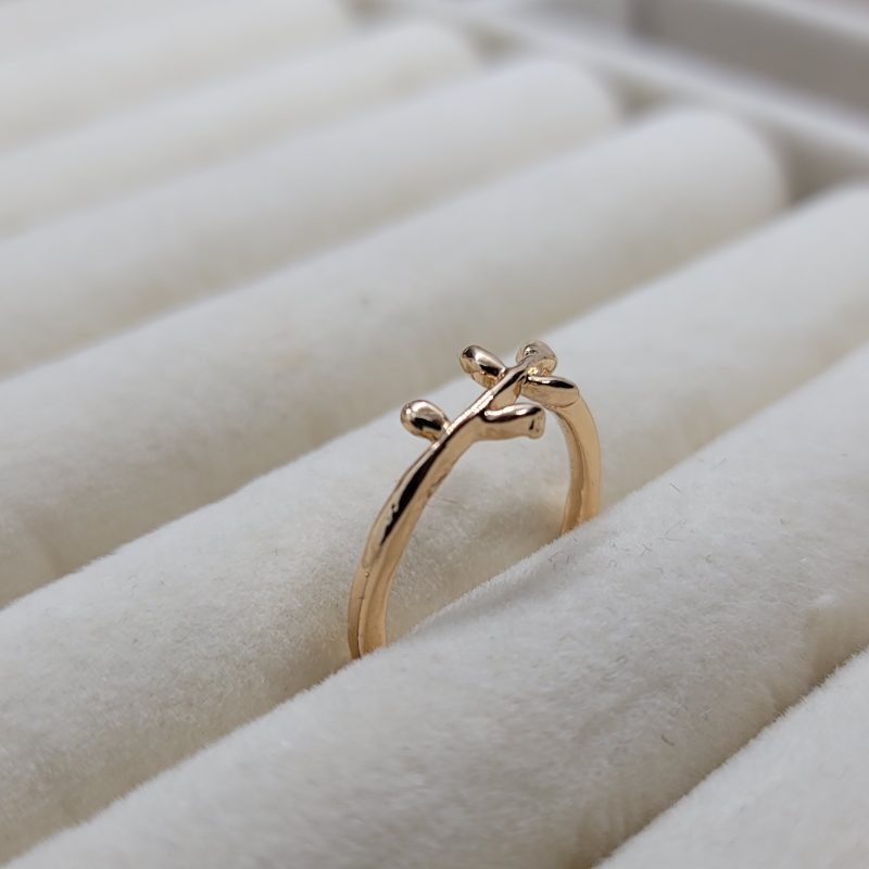 Golden Leaf Ring - Image 2