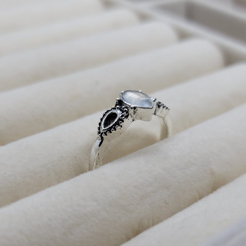 White Stone Ring - Image 3
