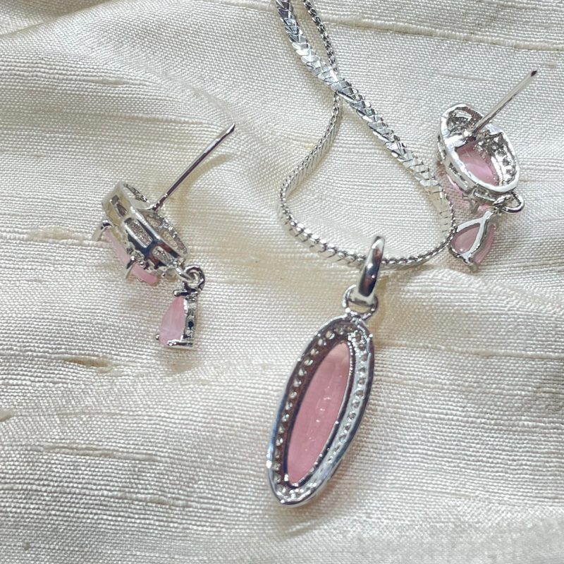 Light Pink Necklace - Image 3