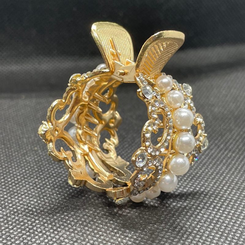 Golden Pearl Catcher